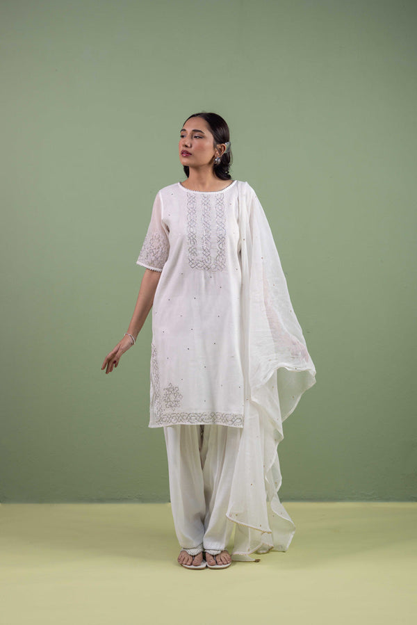 Zahra-e-Noor 3 Piece Suit