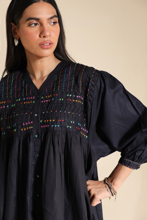 Color Waves Pleated Top