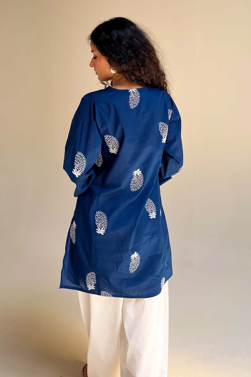 Pure Paisley Embroidered Kurta