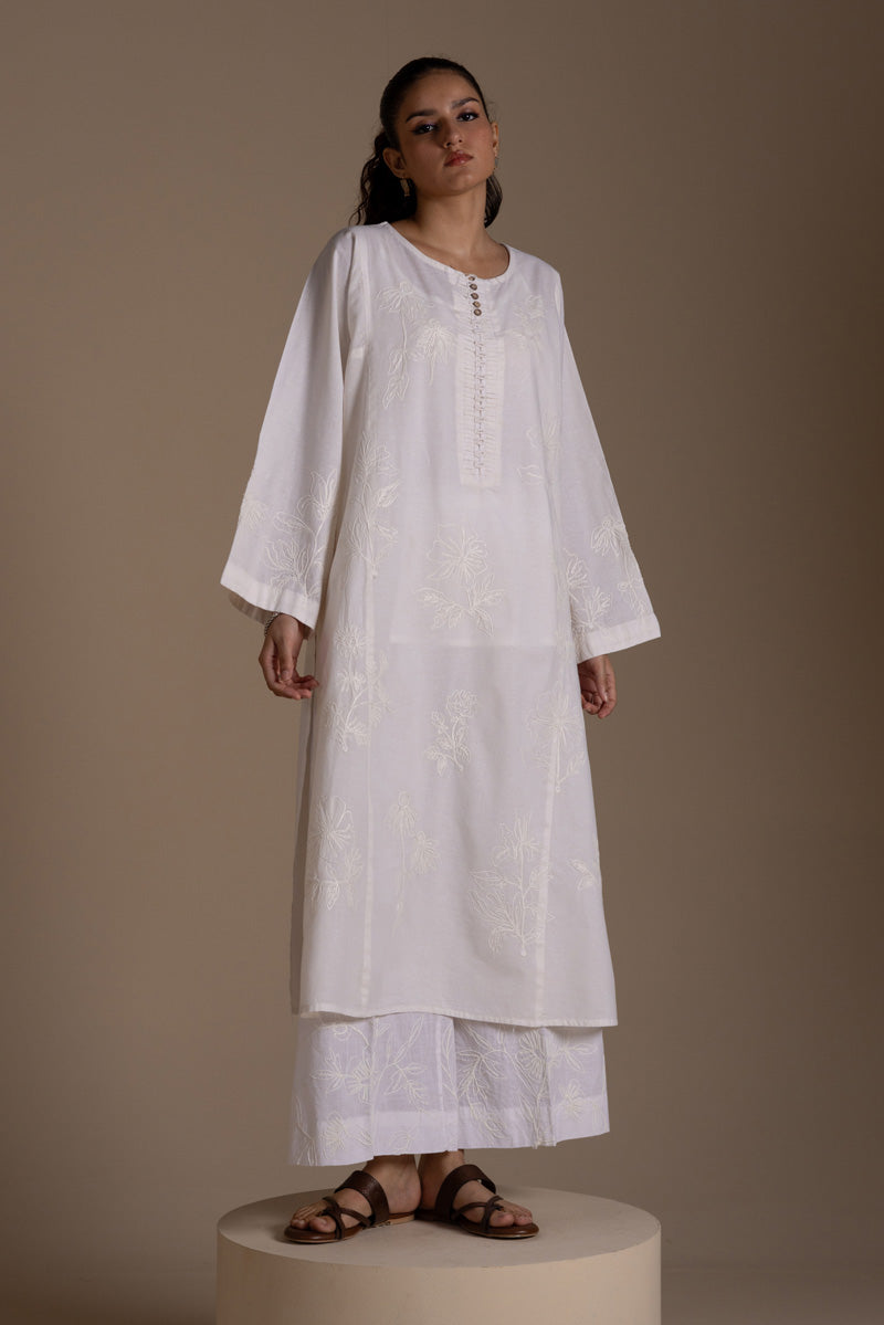 Embroidered Mari Whisper Set