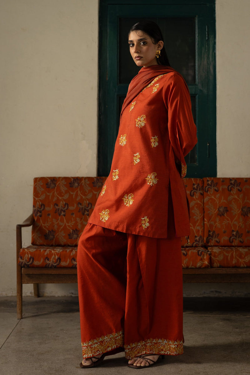 Embroidered Opulent 3-Piece Ensemble