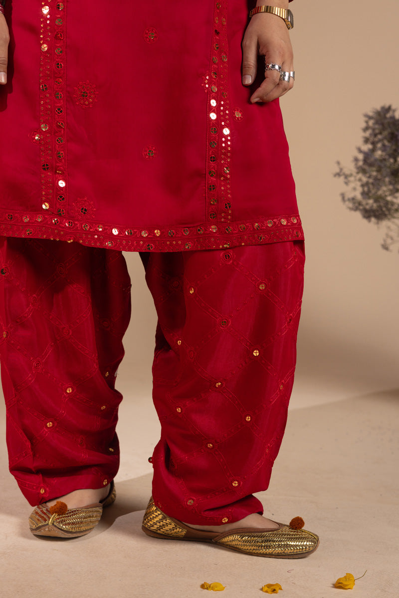 Sheesh Nur Embroidered Set
