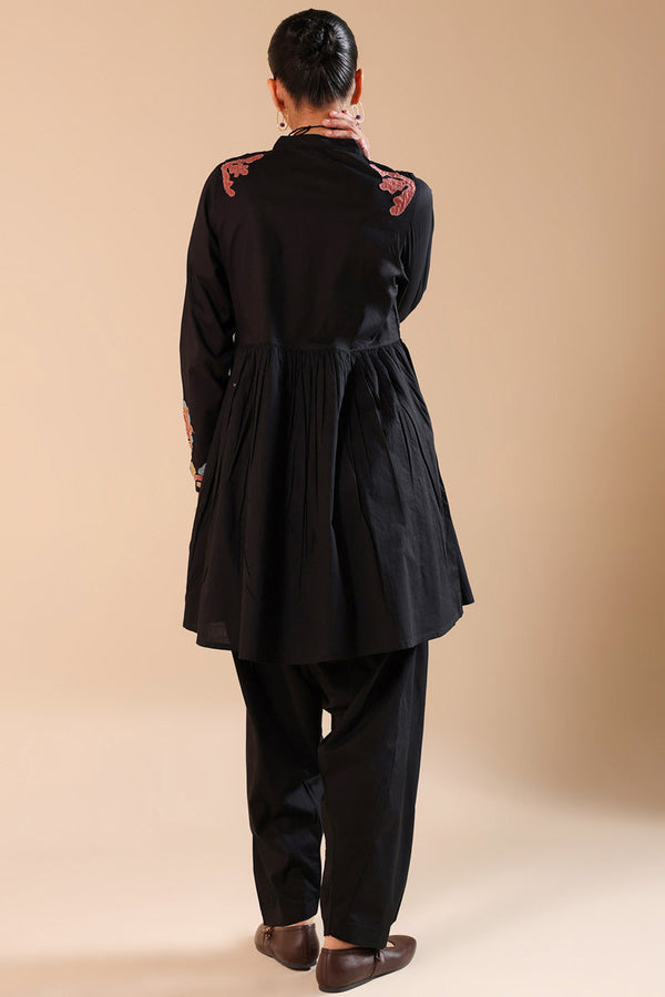 African Collage Style Duo