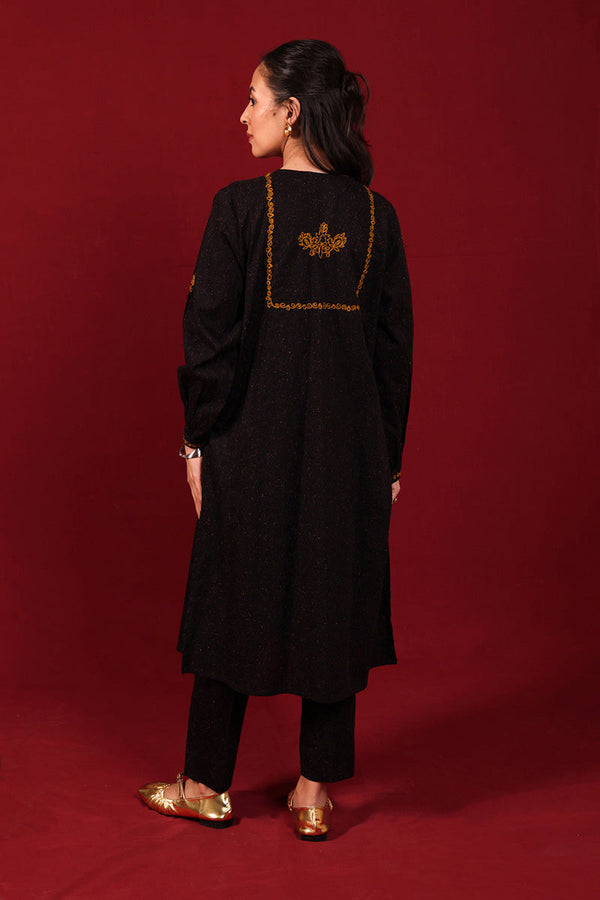 Road To Budapest Embroidered 2-Piece