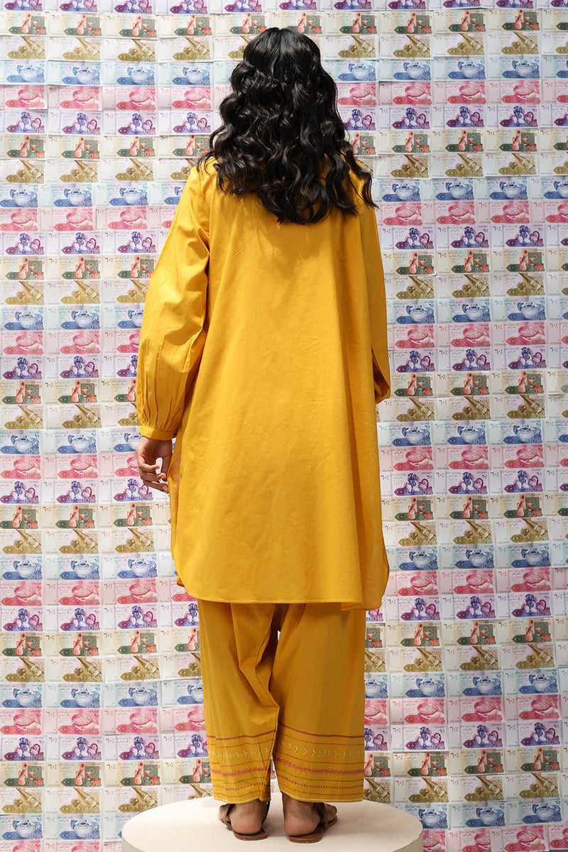 Hand-Embroidered Reverie Set