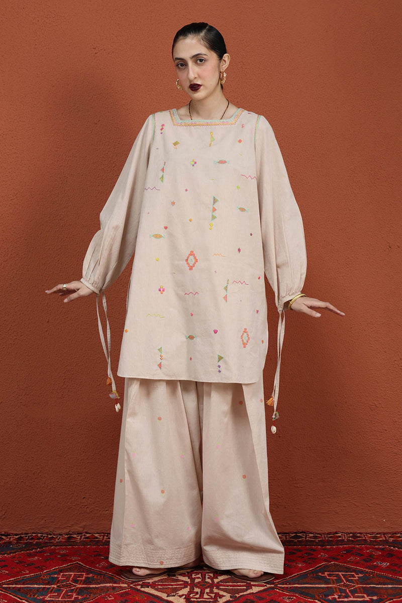 Hand-Embroidered Farshi Set