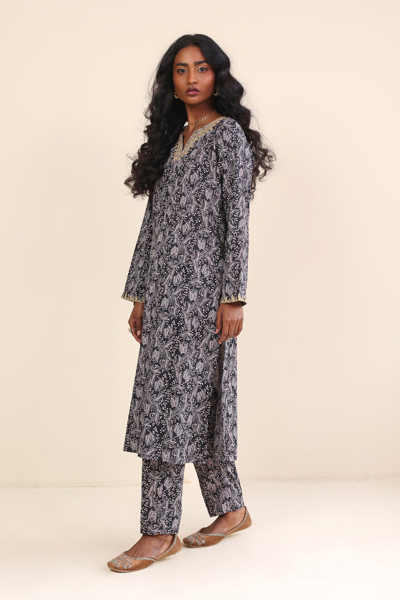 Tarkashi Embroidered 2-Piece