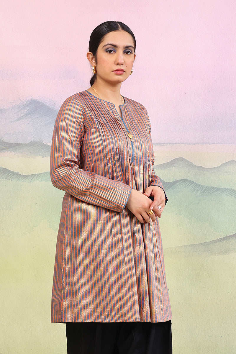 Sunehri Kurti