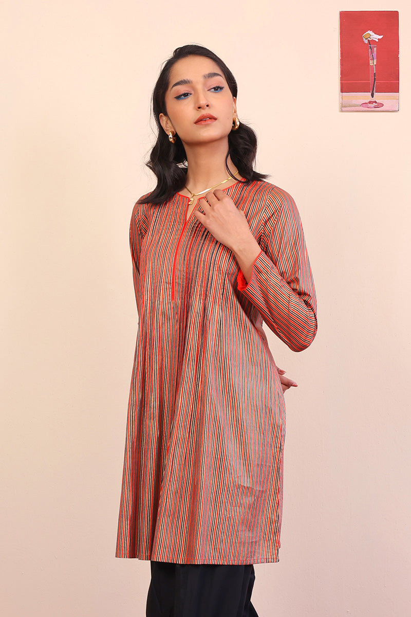 Sunehri Kurti