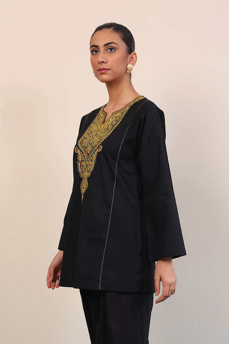 Gul Meena Sable Embroidered Kurti