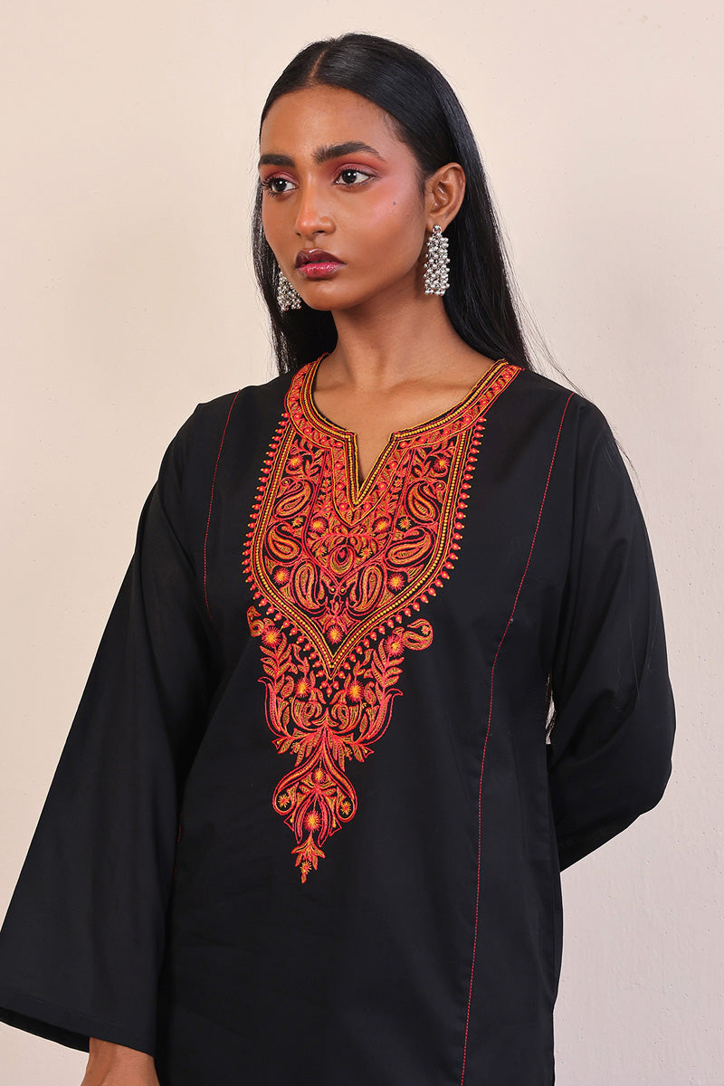 Gul Meena Kurta