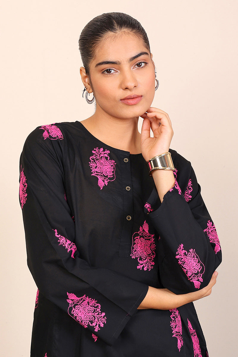 blackonpink