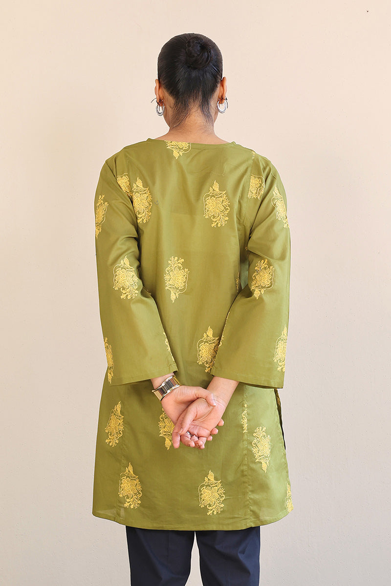 Gul Meena Embroidered Kurta