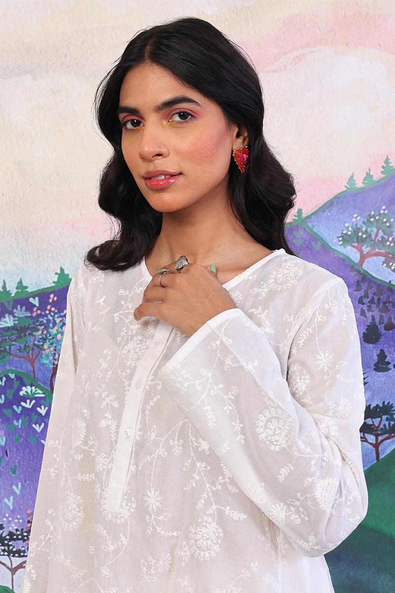 Bahar Embroidered Safaida Kurta