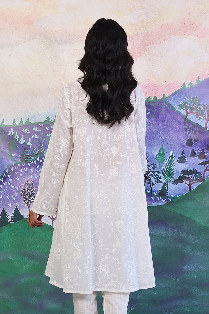 Bahar Embroidered Safaida Kurta