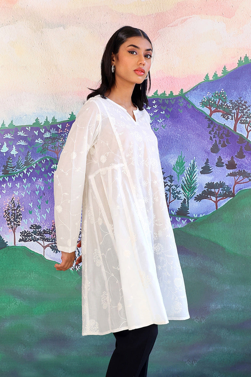 Bahar Embroidered Kurta