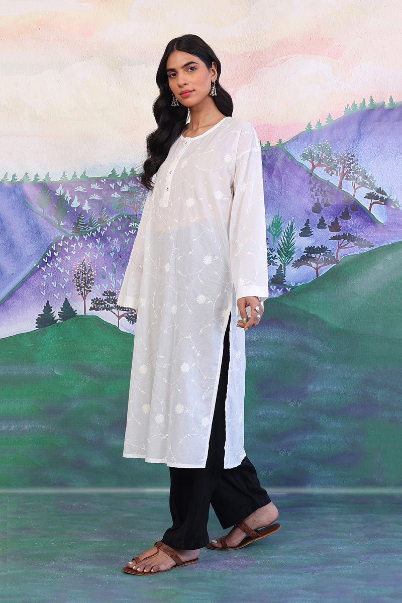 Bahar Embroidered Kurta