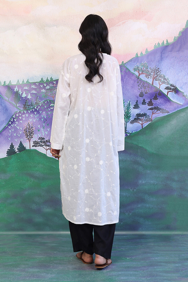 Bahar Embroidered Kurta