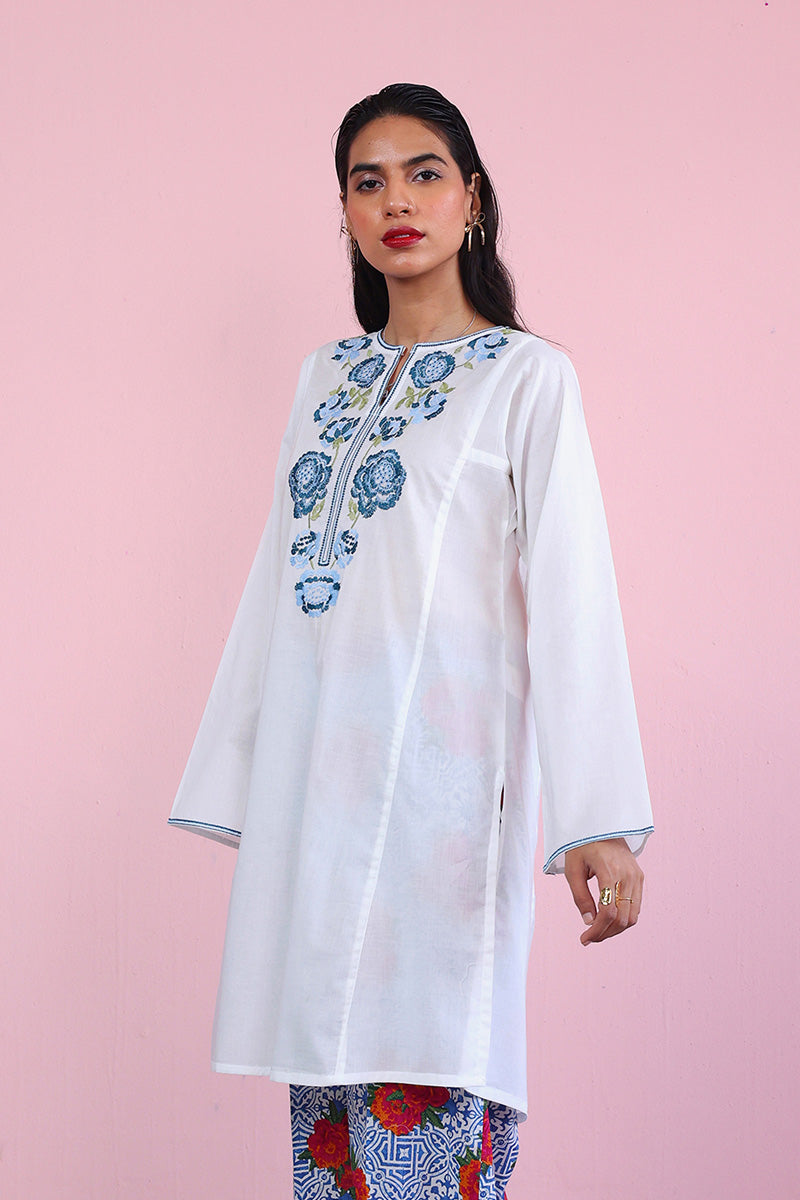 Gul Meena Embroidered Kurta