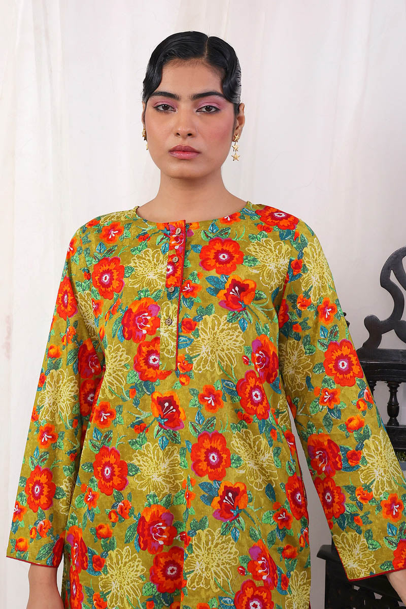 Mausam-e-Garma Naaz Collection