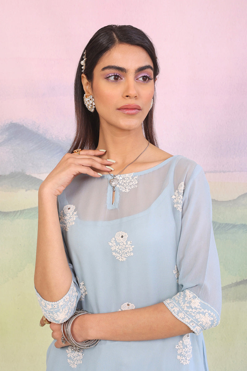 Naaz Kurti