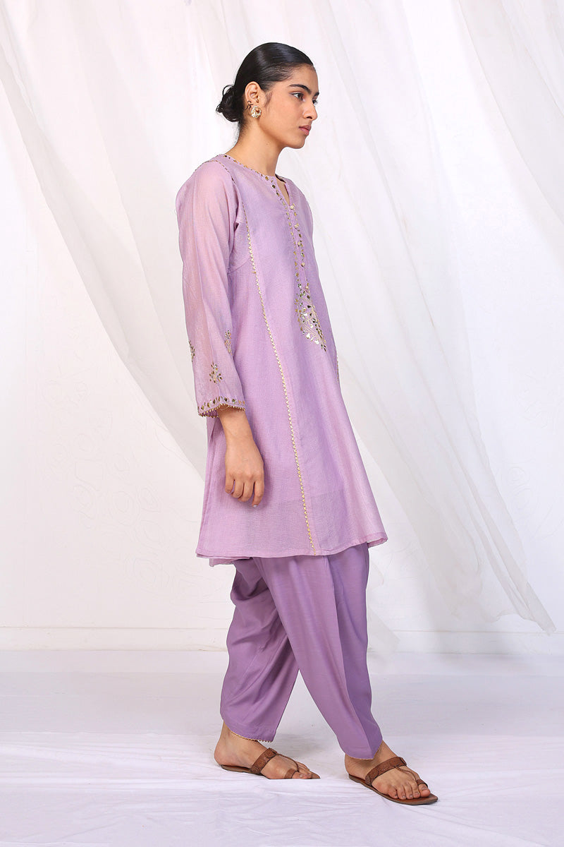 Nigar Kamdani Suit