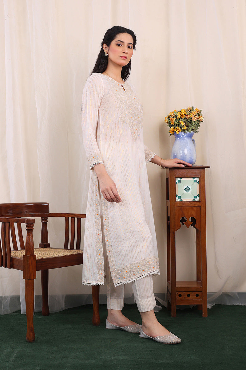 Jahanaara 2-Piece Embroidered Suit