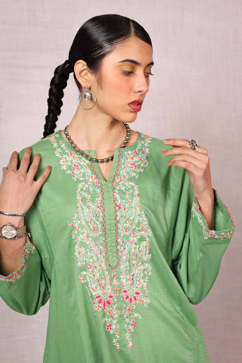 Waadi-e-Farhang Suit