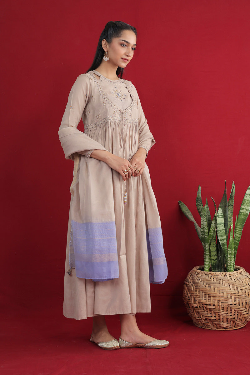 Regal Balochi Begum Suit