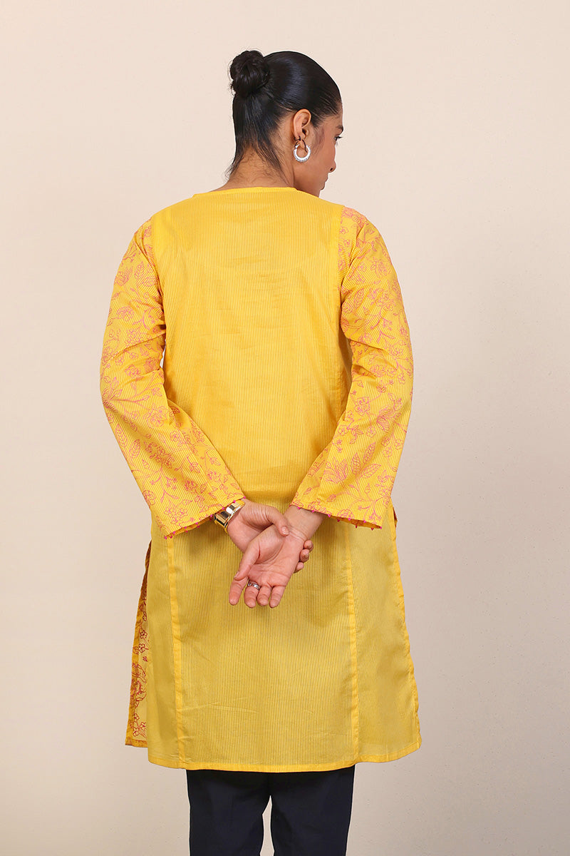 Malmal Embroidered Kurta