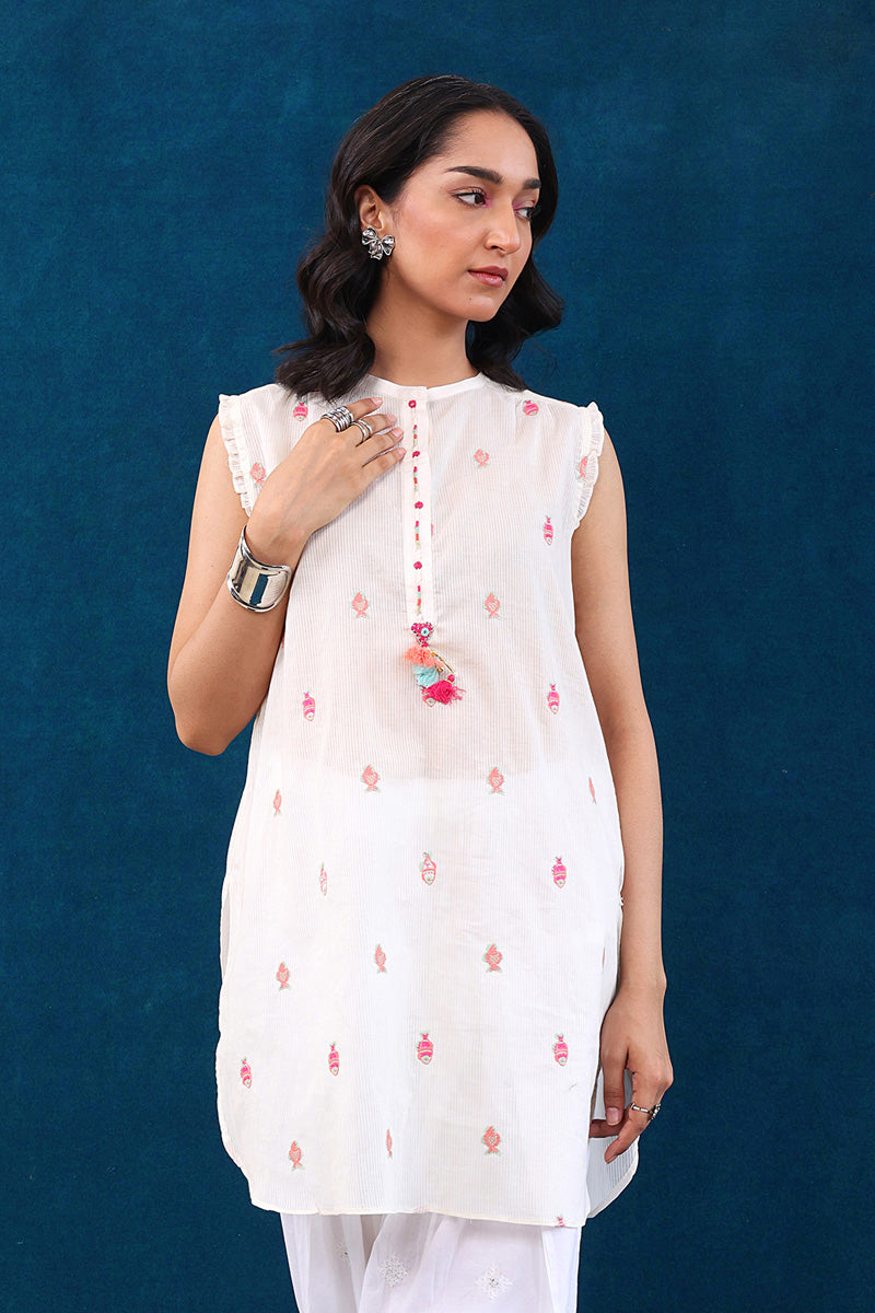 Malmal Machli Kurti