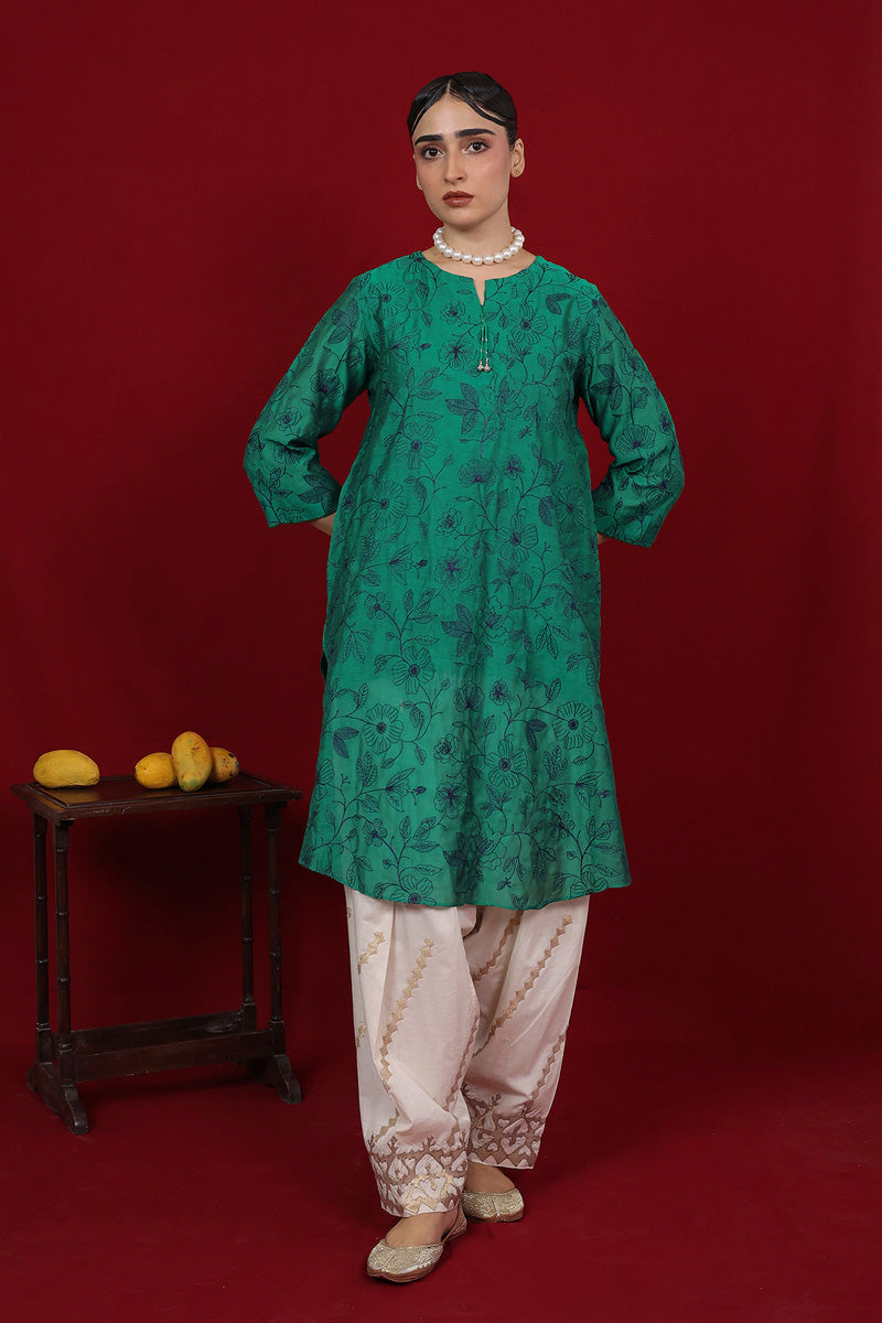 Fleur Amour Embroidered Kurta