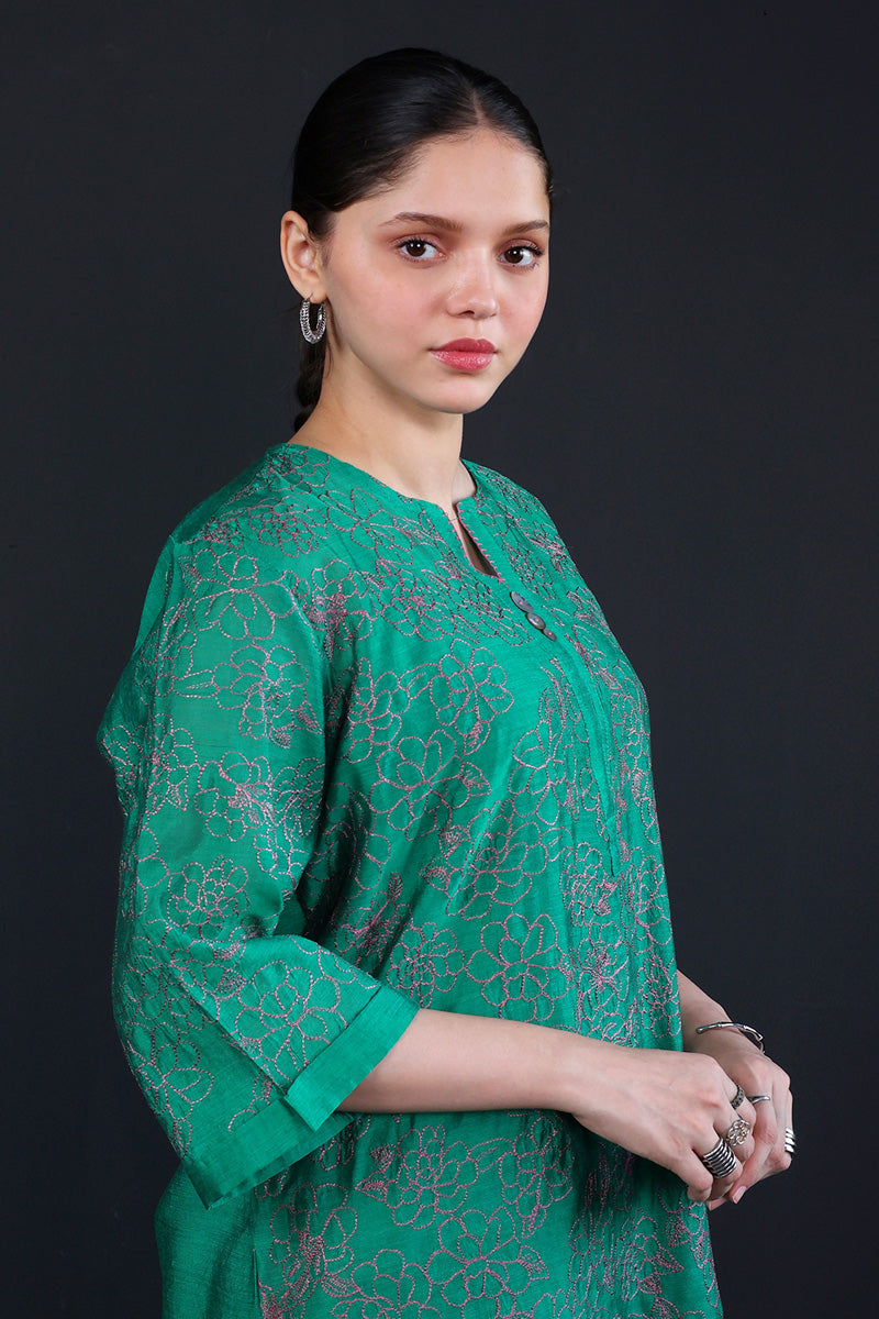 Fleur Amour Embroidered Kameez