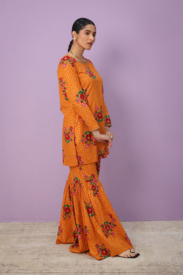 Flared Folk Garden Set