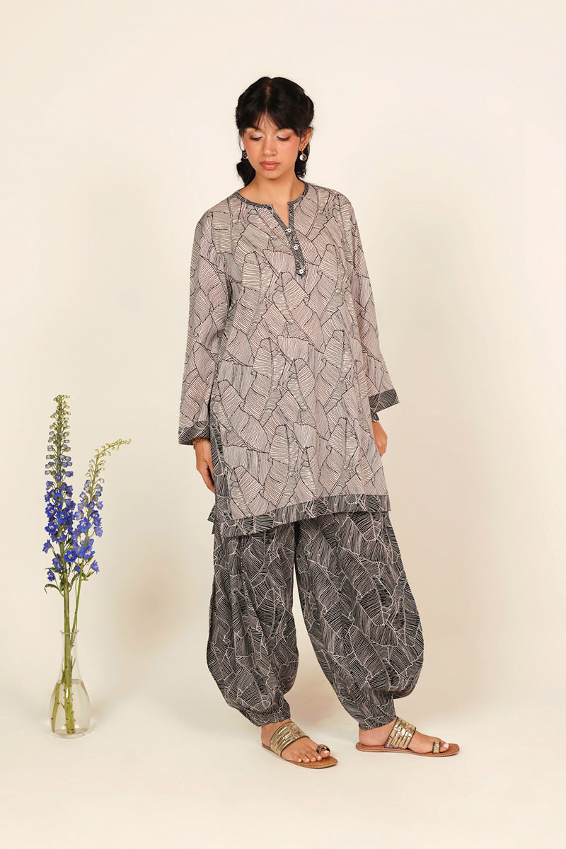 Foliage Rosette Ensemble