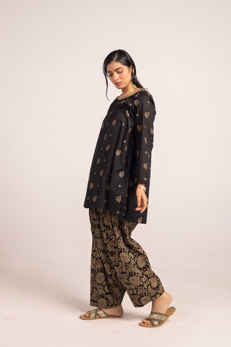 Threaded Jacquard Majesty Suit