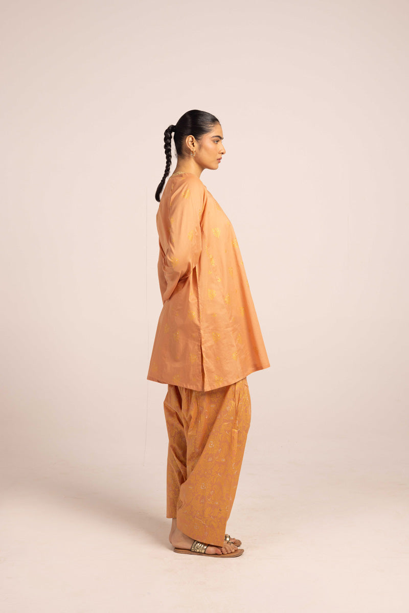 Threaded Jacquard Majesty Suit
