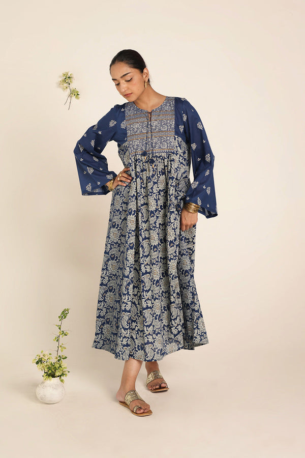 Jacquard Majesty Gold Whirl Frock