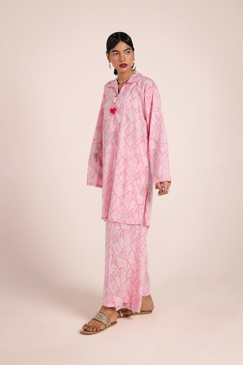 Foliage Tassel Tale Duo