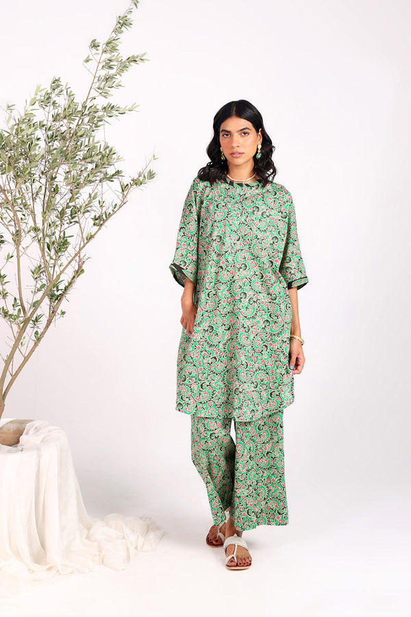 Printed Saru Ensemble