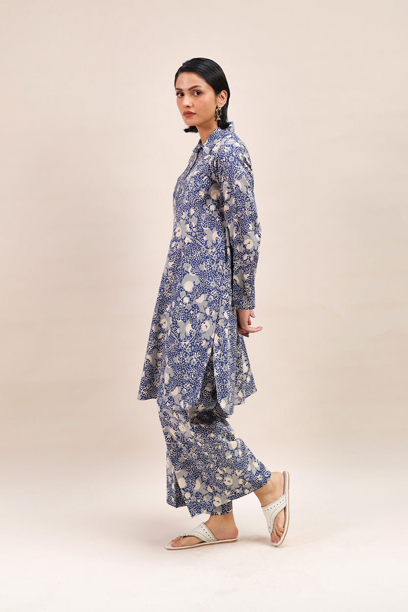 Collared Gul E Aqs Ensemble