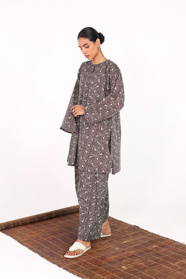 Buttoned Gul E Aqs 2 Piece