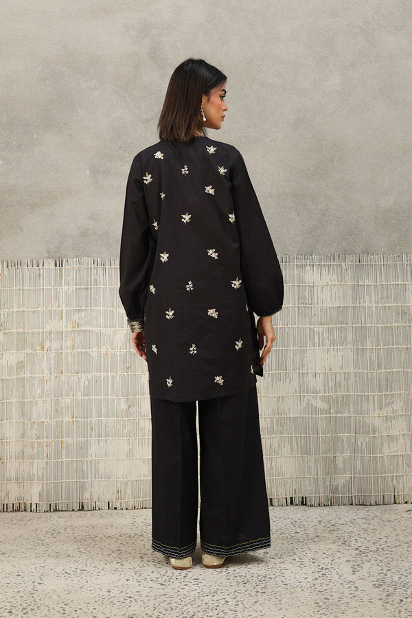 Blossom Drift Faras Ensemble