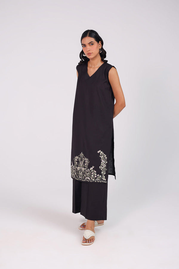 Faras Embroidered Duo Set