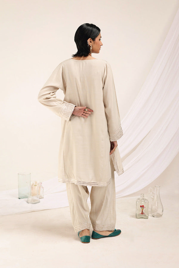 Sunehri Naqsh Zareen Suit