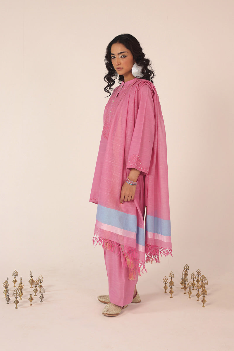 Aina Jhalak Suit