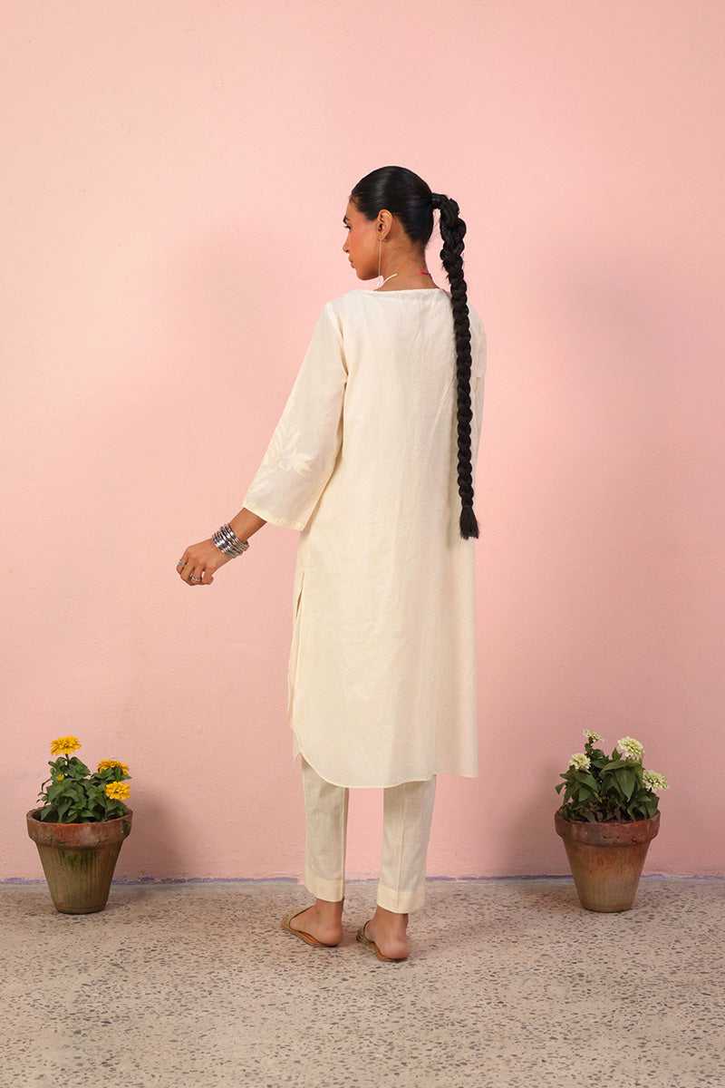 Nureh White Mirage Ensemble
