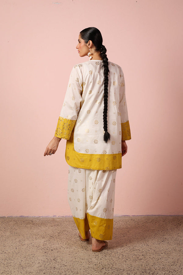 Husna-e-Sitara Ensemble