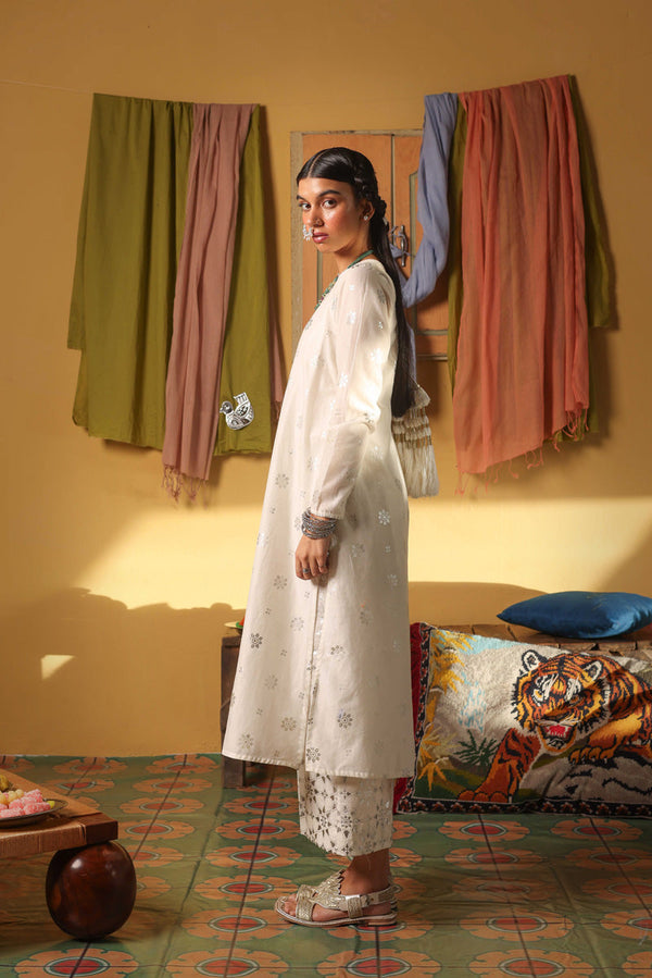 Husna Zarnigar 3 Piece Suit