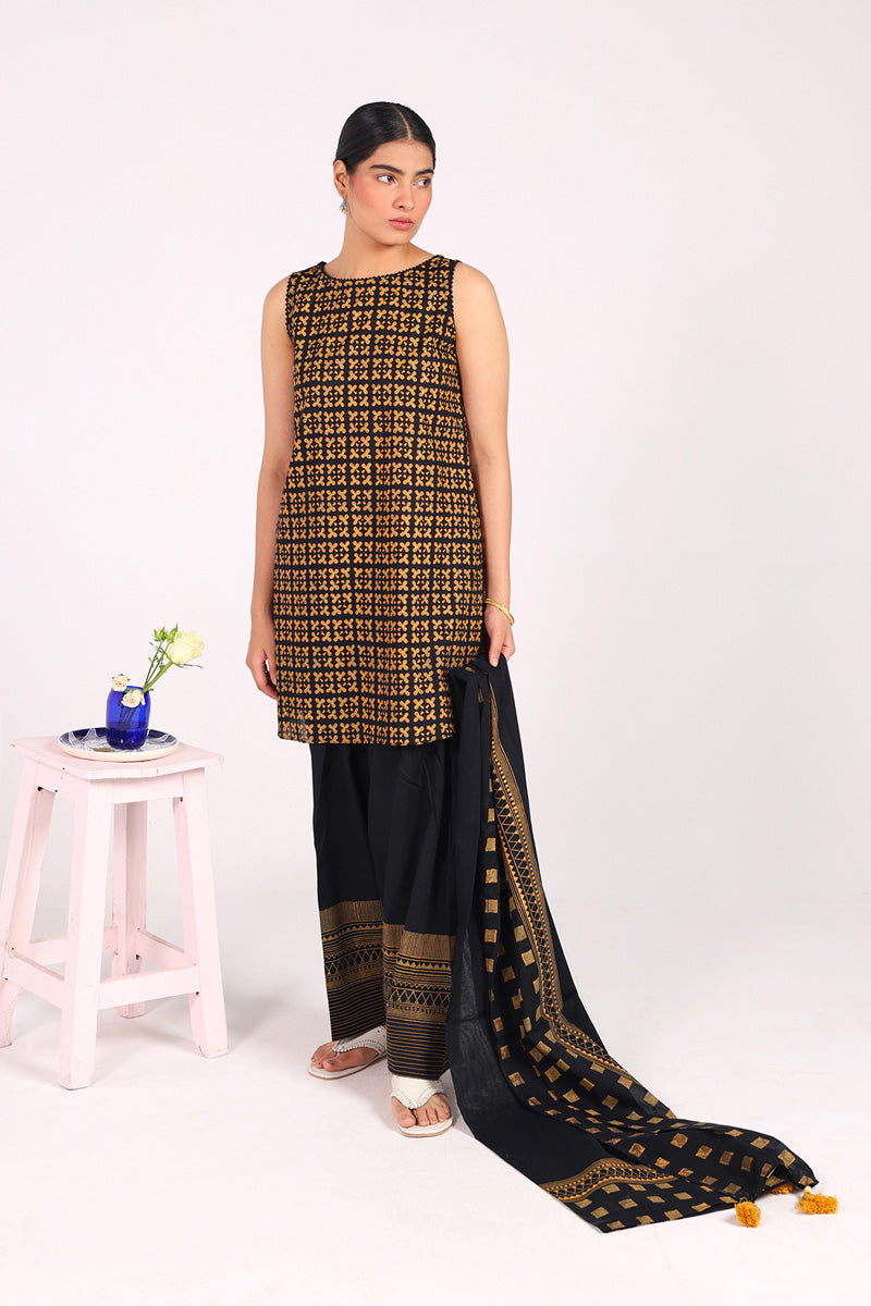 African Charm Block-Print Heritage Ensemble